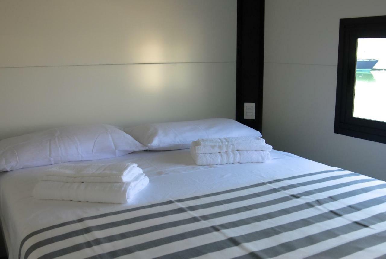 House Boat Luxury Botel Cagliari